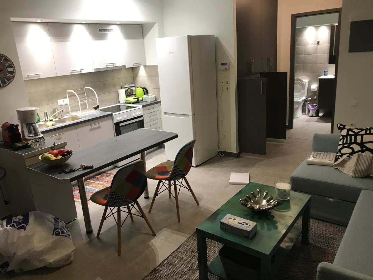 Nefeli Apartment เอเธนส์ ภายนอก รูปภาพ