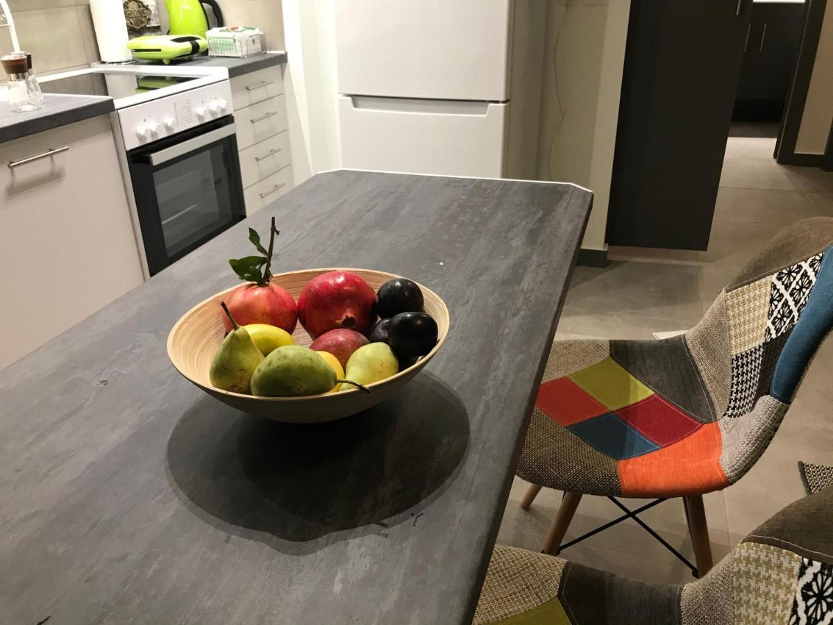 Nefeli Apartment เอเธนส์ ภายนอก รูปภาพ