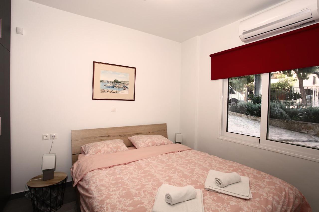 Nefeli Apartment เอเธนส์ ภายนอก รูปภาพ
