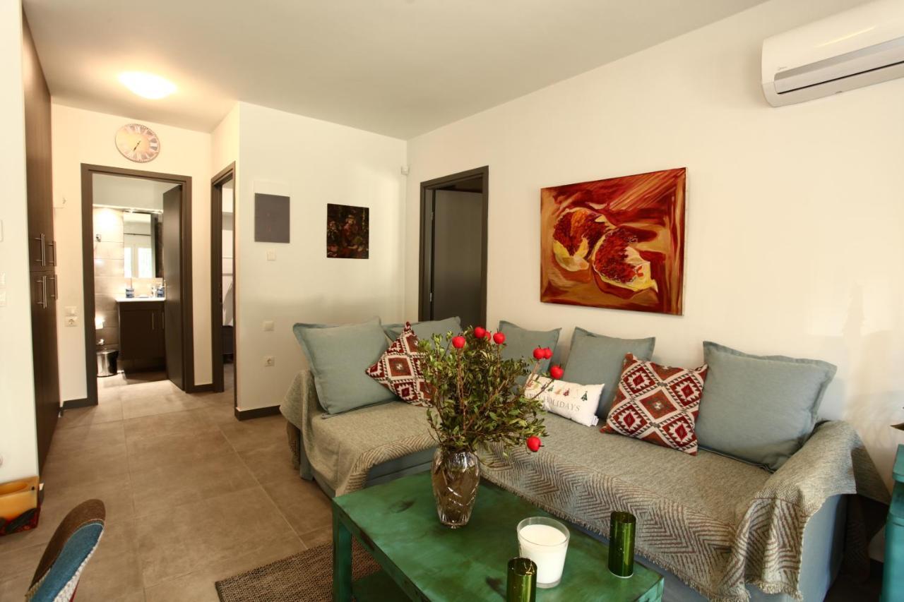 Nefeli Apartment เอเธนส์ ภายนอก รูปภาพ