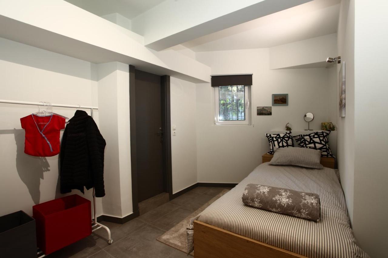 Nefeli Apartment เอเธนส์ ภายนอก รูปภาพ